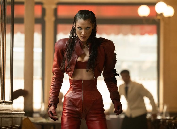 A scene from 'The Ark' on SYFY